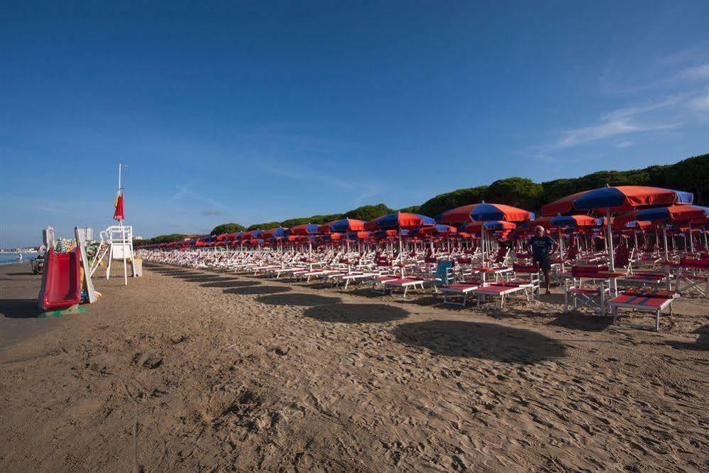 Hotel La Pineta Follonica Exterior foto